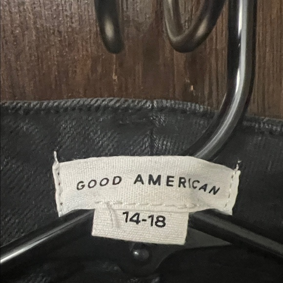 Good American Dark Gray/black wash Skinny Jeans - Picture 2 of 2